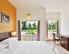 Khách sạn Confluence Banquets And Resort (Mahabalipuram, Ấn Độ)