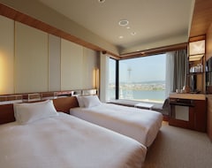 Candeo Hotels Nankai Wakayama (Wakayama, Japón)