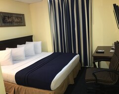 Hotel Airport Suites (Piarco, Trinidad and Tobago)