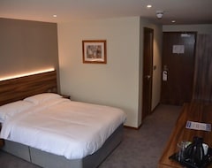 Hotel Raglan Lodge (Monmouth, United Kingdom)