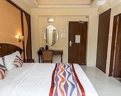 Khách sạn Fabhotel Poco Loco (Mumbai, Ấn Độ)