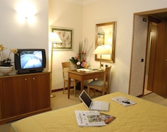 Khách sạn Hotel Excelsior Magenta (Magenta, Ý)