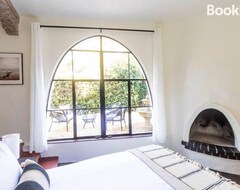 Koko talo/asunto Casa Blanca Suite A1 - New, Private, Cozy! (Montecito, Amerikan Yhdysvallat)
