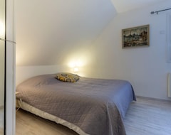 Casa/apartamento entero Vacation Home Kergorlay In Deauville-trouville - 6 Persons, 3 Bedrooms (Saint-Étienne-la-Thillaye, Francia)