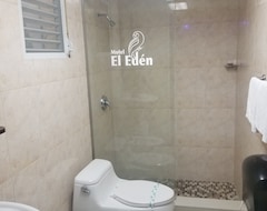 Hotel Motel El Eden (Juana Diaz, Puerto Rico)