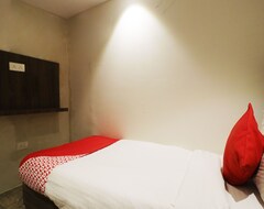 Khách sạn OYO 49069 A Suites (Delhi, Ấn Độ)