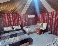 Khách sạn Moon Island Luxury Camp (Wadi Rum, Jordan)