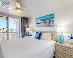 Khách sạn Pelican Beach Resort 316 (Destin, Hoa Kỳ)
