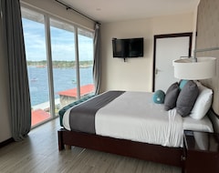 Hotel Ocean Sky Bocas (Nueva Gorgona, Panamá)