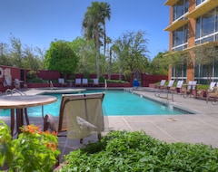 Phoenix Hotel and Suites (Phoenix, USA)