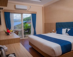 Majestic Lakefront Hotel & Suites (Pokhara, Nepal)