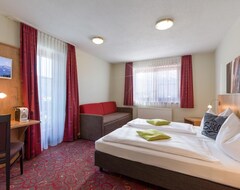 Hotel Familienzimmer, Dusche, Wc, Balkon Hp - Gasthof Gruberhof (Söll, Østrig)