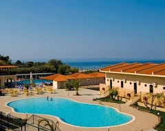 Village Mare Hotel (Nikiti, Greece)