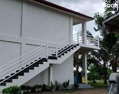 Mama Nings Beach Hotel (Taliwang, Endonezya)