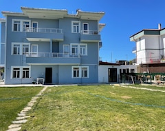 Parli Hotel (Gökçeada, Turkey)