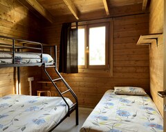 Hotel Camping Rural Montori (Ultramort, Spain)