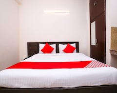 Hotel OYO Flagship 17382 AV Residency (Noida, India)