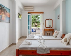 Casa/apartamento entero Holiday Home Seaview Mastrozane Studio 10 Andros With Sea View, Wi-fi And Air Conditioning (Andros - Chora, Grecia)