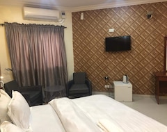 Khách sạn Hotel Solitude Yaba (Lagos, Nigeria)