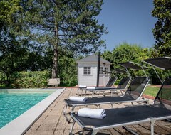 Cijela kuća/apartman Villa Sequoia With Pool And Private Spa (Leinì, Italija)