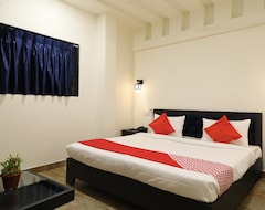 Hotelli OYO 28069 Hotel Leo Star (Nagpur, Intia)