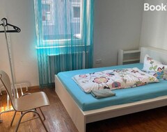 Entire House / Apartment Apartament Mit 2 Schlafzimmer (Lahr, Germany)