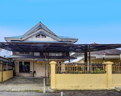 Khách sạn Spot On 92529 Penginapan Wisma Bintang Syariah (Tanjung Redeb, Indonesia)