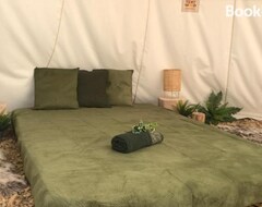 Kampiranje Glamping U Lesni vily (Záchlumí, Češka Republika)