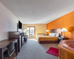 Hotel Econo Lodge Lakeshore (Manistique, USA)