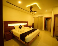 Khách sạn Castle Continental Premium Hotel (Kushalnagar, Ấn Độ)