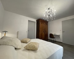 Cijela kuća/apartman Gite Haut-bocage-maillet, 5 Bedrooms, 10 Persons (Louroux-Hodement, Francuska)