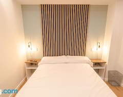 Hotel Im Room Suites Nuevos Ministerios - Bernabeu Digital Access (Madrid, Španjolska)