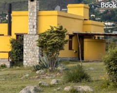 Entire House / Apartment Camino A La Luna - Casas De Vacaciones (Tafí del Valle, Argentina)