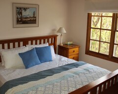 Toàn bộ căn nhà/căn hộ Four Seasons - Blue Mountains Home - Private Bushland Surroundings with WiFi (Wentworth Falls, Úc)