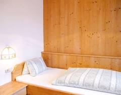 Toàn bộ căn nhà/căn hộ Vacation Home Kainer In FÜgen - 24 Persons, 11 Bedrooms (Strass im Zillertal, Áo)