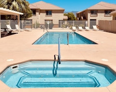 Casa/apartamento entero Perfect Three Bedroom Condominium With Pool Views-146c (Mesquite, EE. UU.)