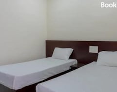 Hotel Masterkey Deluxe Rooms (Kochi, India)