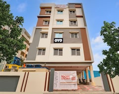 Hotel Super Collection O White Ridge Kamineni (Hyderabad, Indien)
