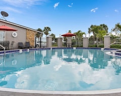 Hotel Super 8 By Wyndham Kissimmee-Orlando (Kissimmee, Sjedinjene Američke Države)