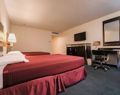 Khách sạn Royal Plaza Inn (Indio, Hoa Kỳ)