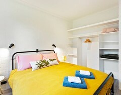 Entire House / Apartment Franklin House - Sleeps 20/8 Bedrooms (Rhyll, Australia)