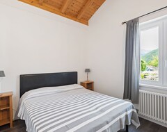 Hele huset/lejligheden Apartment In The Hills, In A Quiet And Sunny Location, With A Lake View (Ledro, Italien)