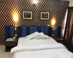 Hotel Solitude Yaba (Lagos, Nigeria)