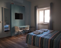 Hotel Bed And Breakfast New Morning Holiday (Romagnano al Monte, Italy)