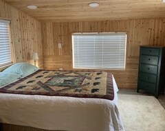 Entire House / Apartment Secluded Getaway (Willow, USA)