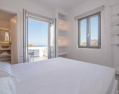 Hele huset/lejligheden This Villa Is A 3 Bedroom(s), 3.5 Bathrooms, Located In Naxos, Naxos. (Axos, Grækenland)