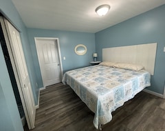 Otel Dont Miss Out/book Now/modern Beach House/walk To Pier/stones Throw To Beach (Old Orchard Beach, ABD)
