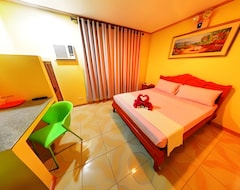 Khách sạn RedDoorz Plus @ Manalo Extension Palawan (Puerto Princesa, Philippines)
