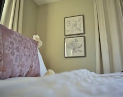 Toàn bộ căn nhà/căn hộ 100 - New, Modern & Comfortable 2 Bedroom Apt (Rosemount, Hoa Kỳ)