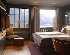 Hotelli Huus Gstaad (Saanen, Sveitsi)